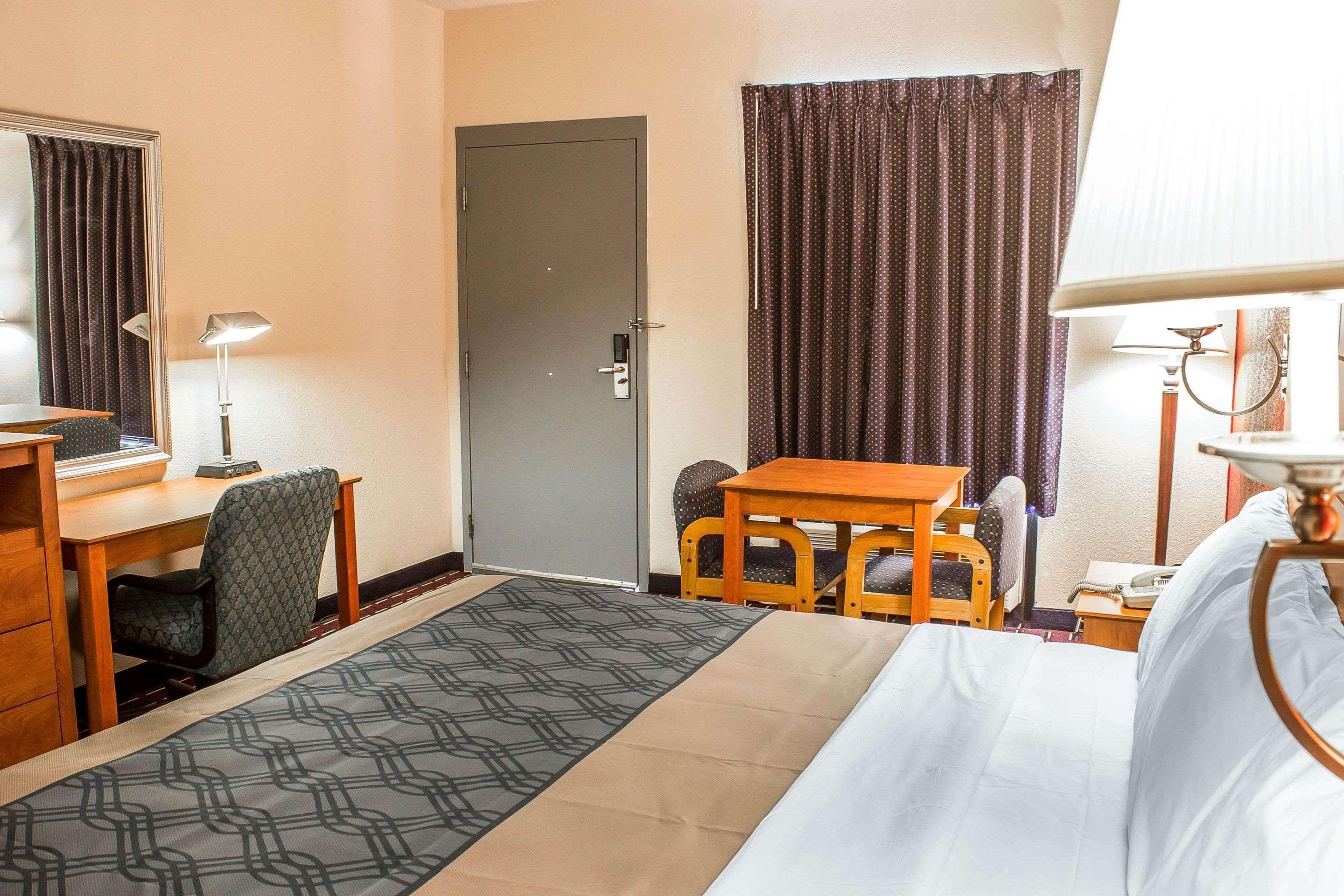Quality Inn Henderson I-85 Buitenkant foto